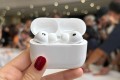 AirPods实时翻译功能全面解析:哪些设备支持?