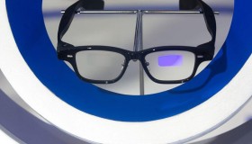 阿里巴巴Quark AI智能眼镜:挑战Meta Ray-Bans的新选择 阿里巴巴Quark AI智能眼镜:挑战Meta Ray-Bans的新选择