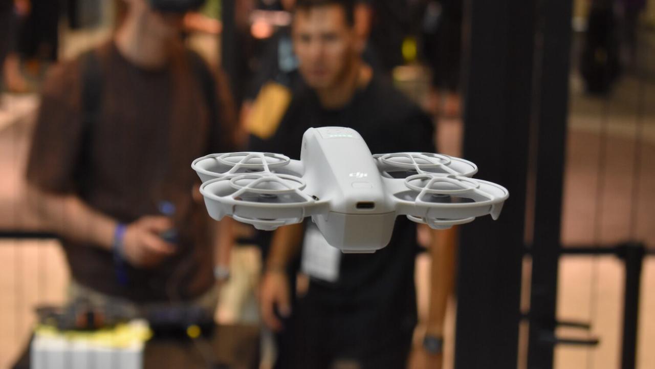 图片 17: Dji Neo 飞行