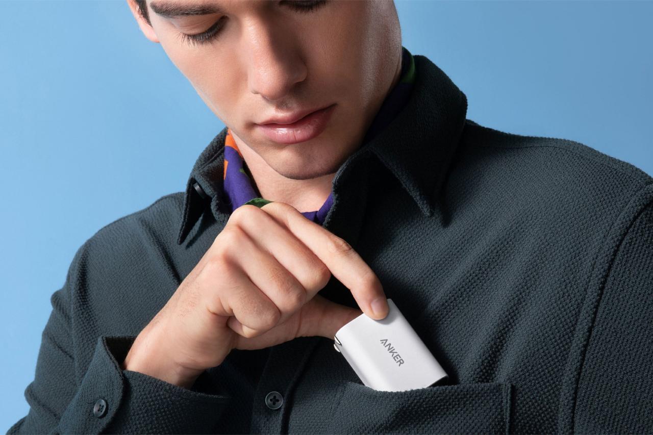 Anker 新款 100W 充电器尺寸接近 AirPods Anker 新款 100W 充电器尺寸接近 AirPods