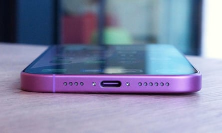 iPhone 16 Plus：大屏幕与长续航的完美结合