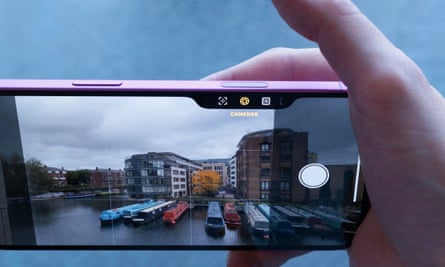 iPhone 16 Plus：大屏幕与长续航的完美结合