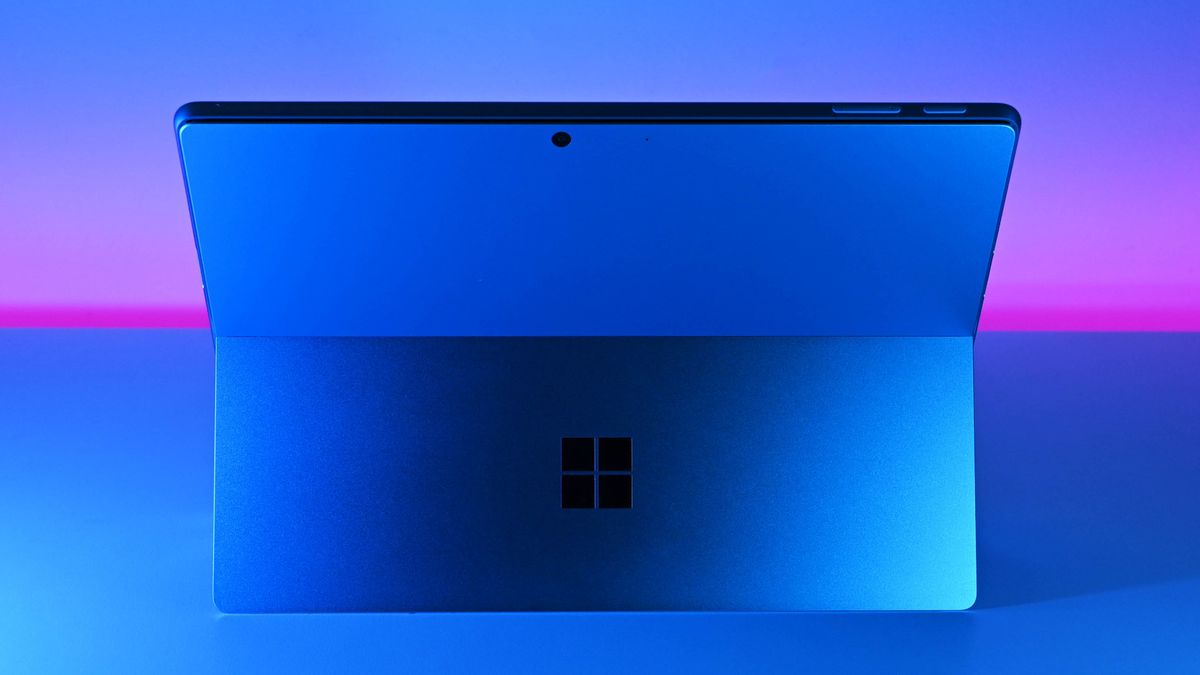 本周科技圈大事件:微软 Surface Pro 11、Windows 10 更新与 NVIDIA RTX 5090 显卡 本周科技圈大事件:微软 Surface Pro 11、Windows 10 更新与 NVIDIA RTX 5090 显卡