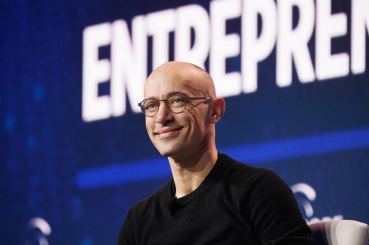 Shopify CEO 宣布：AI 能力测试成招聘新前提