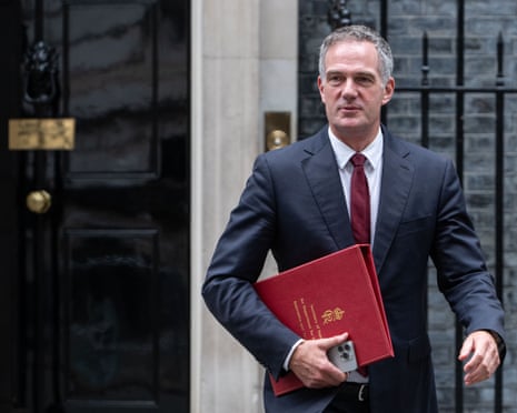 英国工人需掌握人工智能技术,避免落后于时代 英国工人需掌握人工智能技术,避免落后于时代