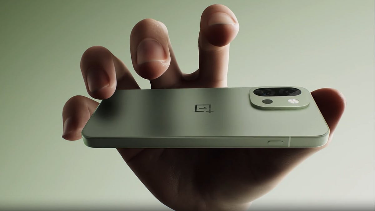 OnePlus 13s 印度上市,AI 功能加持;Pad 3 平板全球首发,13.2 英寸大屏亮相 OnePlus 13s 印度上市,AI 功能加持;Pad 3 平板全球首发,13.2 英寸大屏亮相