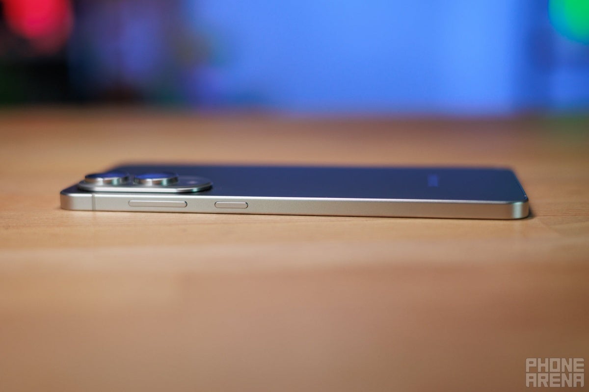 三星 Galaxy S26 Edge:电池容量或创新高,提前发布可能性分析 三星 Galaxy S26 Edge:电池容量或创新高,提前发布可能性分析