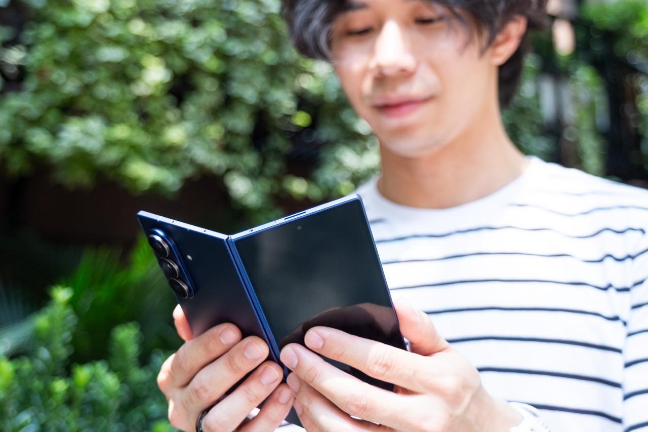 苹果折叠屏 iPhone 2026 年重磅发布：无折痕设计引领未来