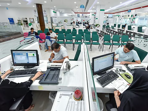 阿联酋推出新签证政策，重点吸引人工智能与休闲领域专家