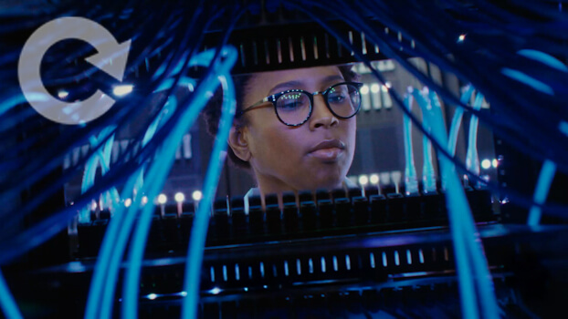 Facebook AI 新功能：智能编辑手机照片，提升分享体验