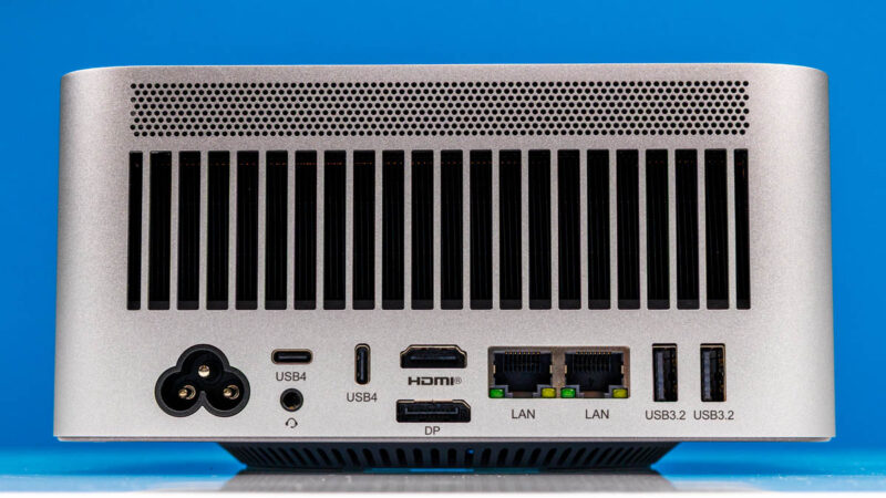 Beelink GTR9 Pro 背面 2