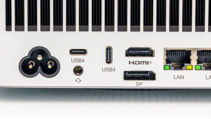 Beelink GTR9 Pro 背面端口 1