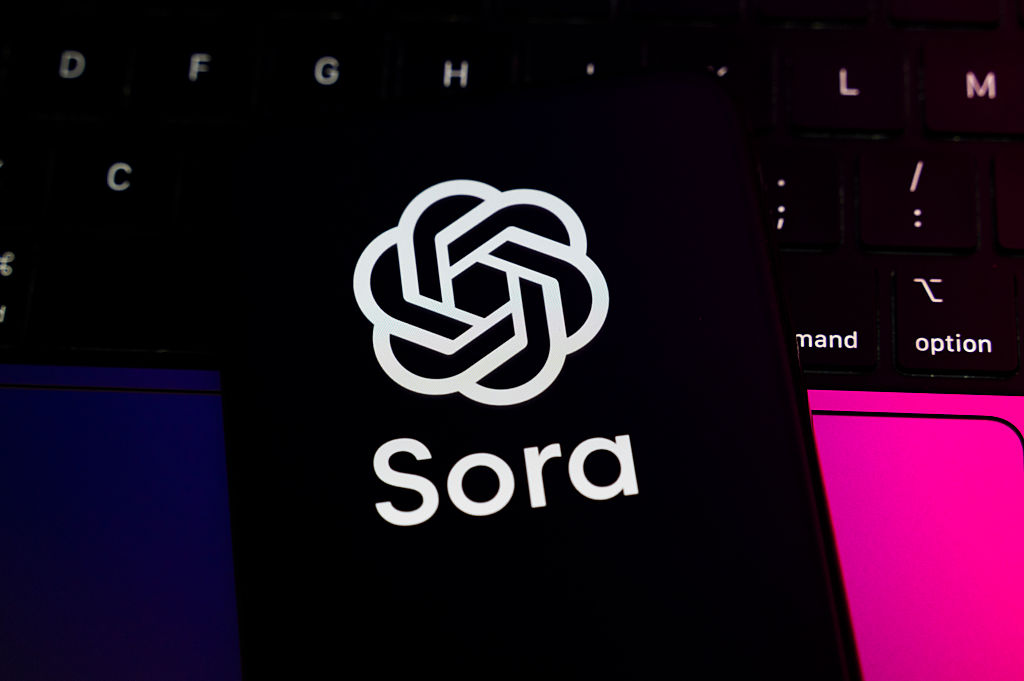 OpenAI Sora 应用在美国 App Store 排名飙升,AI 视频工具成新宠 OpenAI Sora 应用在美国 App Store 排名飙升,AI 视频工具成新宠