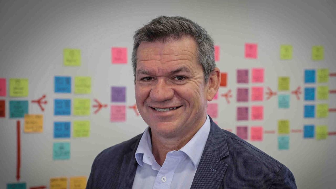 Straker 与 IBM 续签 2800 万美元 AI 合作,拓展通用人工智能领域 Straker 与 IBM 续签 2800 万美元 AI 合作,拓展通用人工智能领域