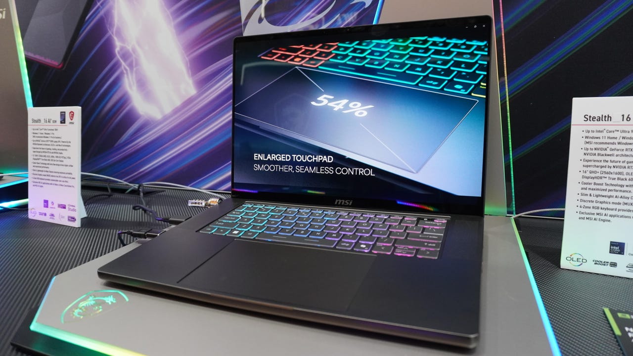 MSI Stealth 16 AI+ 评测：Panther Lake 处理器加持的跨界笔记本新选择