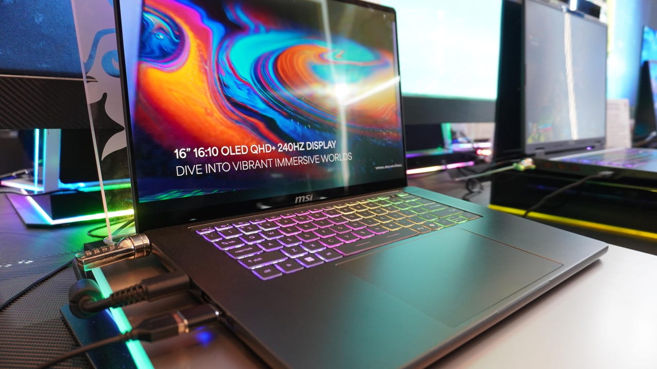 MSI Stealth 16 AI+ 评测：Panther Lake 处理器加持的跨界笔记本新选择