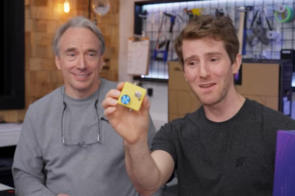 林纳斯·托瓦兹罕见访谈：谈 Windows、AI 未来与减压哲学