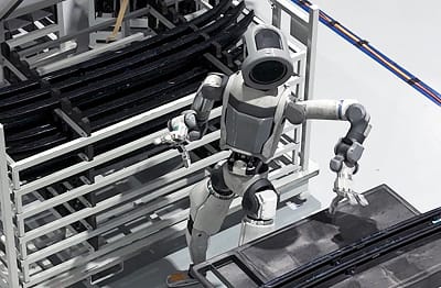 现代汽车集团 CES 2026 重磅发布：以人为中心 AI 机器人赋能人类进步