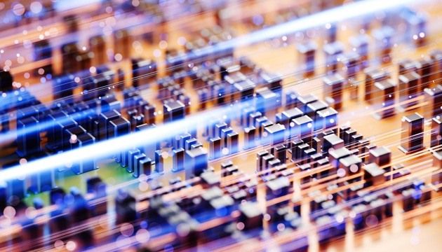 美光科技：AI 内存芯片需求爆发，现在买入时机正好吗？