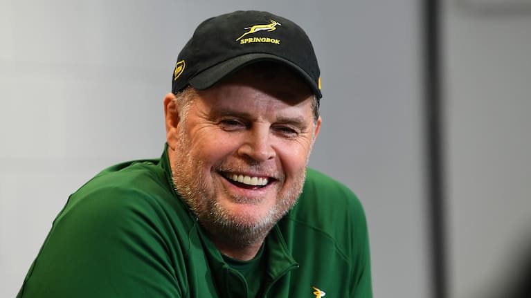 跳羚队教练用 AI 恶搞视频回应全黑队换帅传闻，幽默捍卫爱将